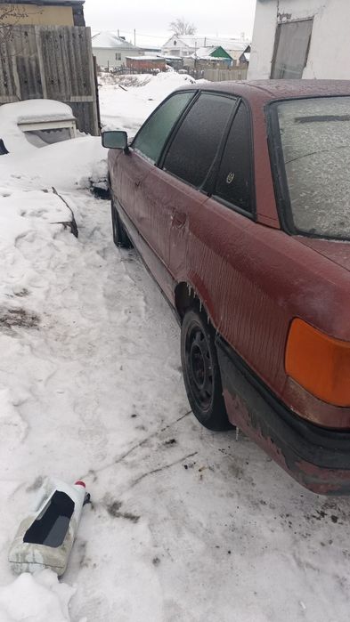 Продам ауди б3  1.8 карбюратор