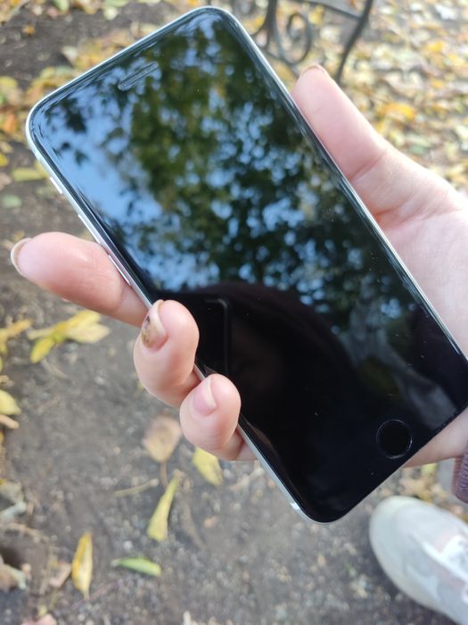 Iphone se 2020 White