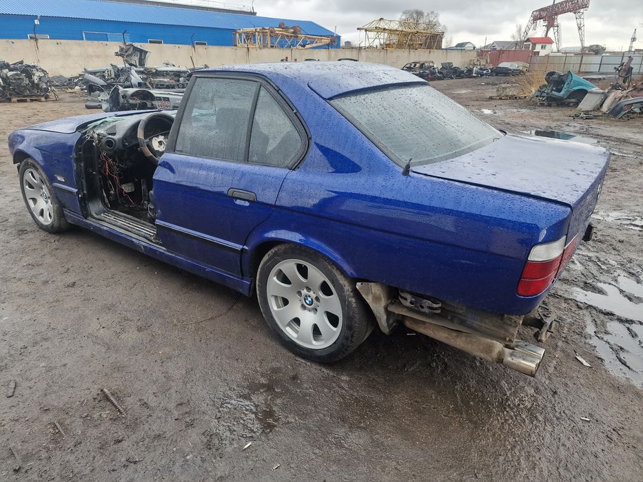 На разборе Бмв 525 е34 м60 м50