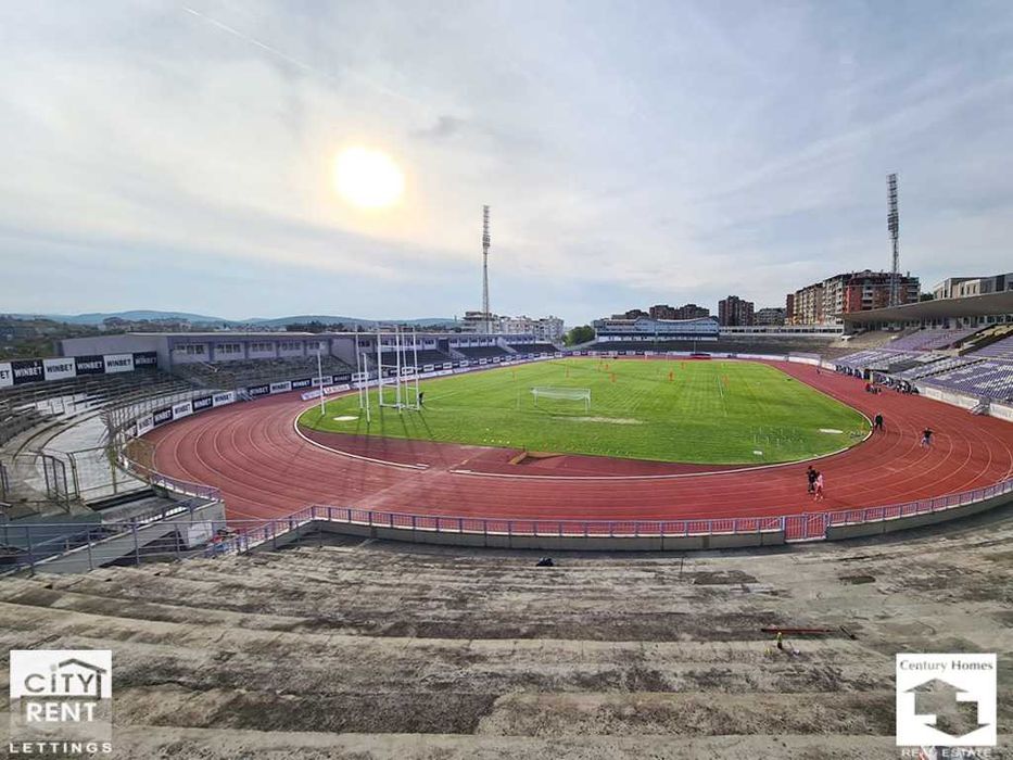 Дава се под наем Офис в Велико Търново, Център - 156 кв.м за 1000 € - Снимка #19