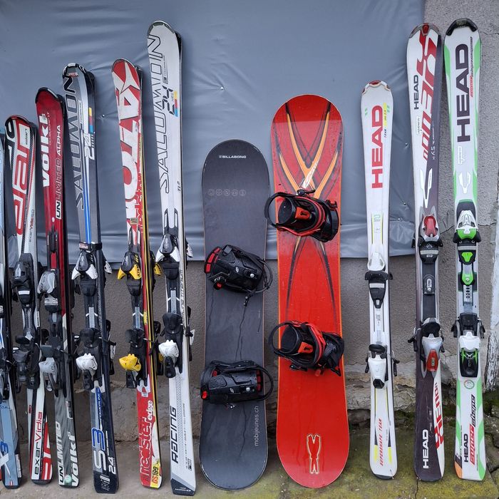 Ски и аксесоари.