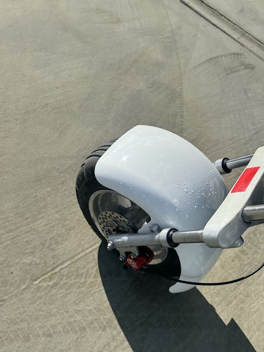 Vand scuter electric