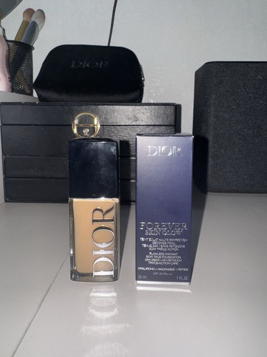 Dior forever skin glow новый