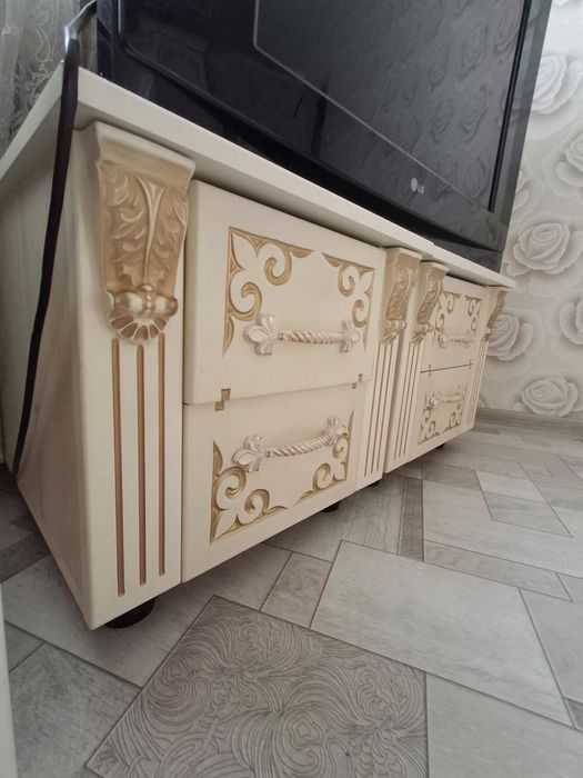 Продам спальный гарнитур