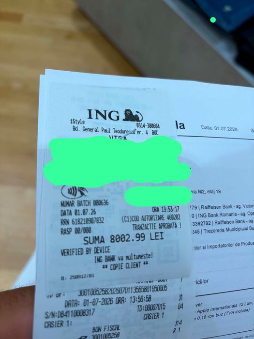 Iphone 17 pro max white