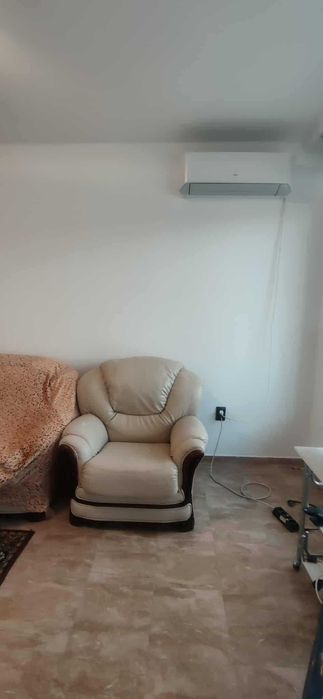 Дава се под наем Четиристаен апартамент в Пловдив, Център - 102 кв.м за 448.8 € - Снимка #3