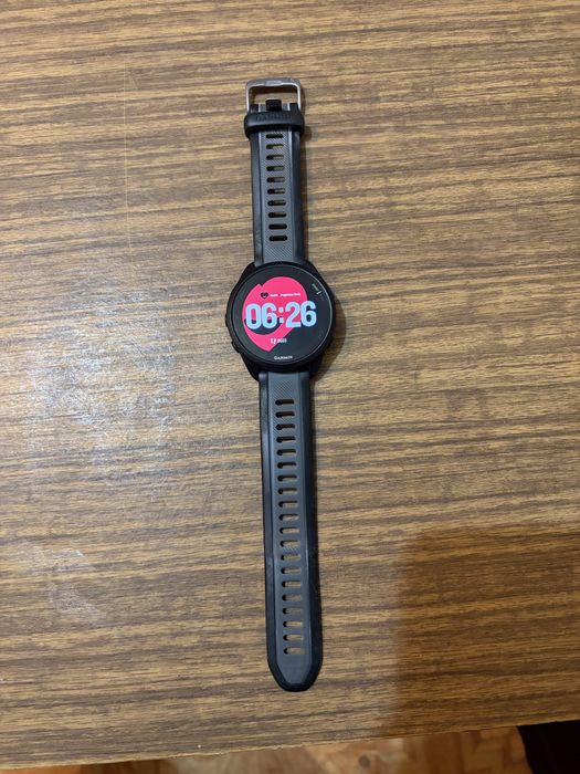 Продам смарт часы Garmin Forerunner 165 Music