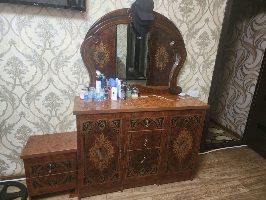 Сполна гарнитур комплект