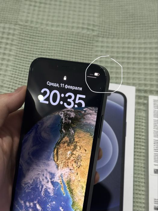 Продаеться iPhone 12 64GB