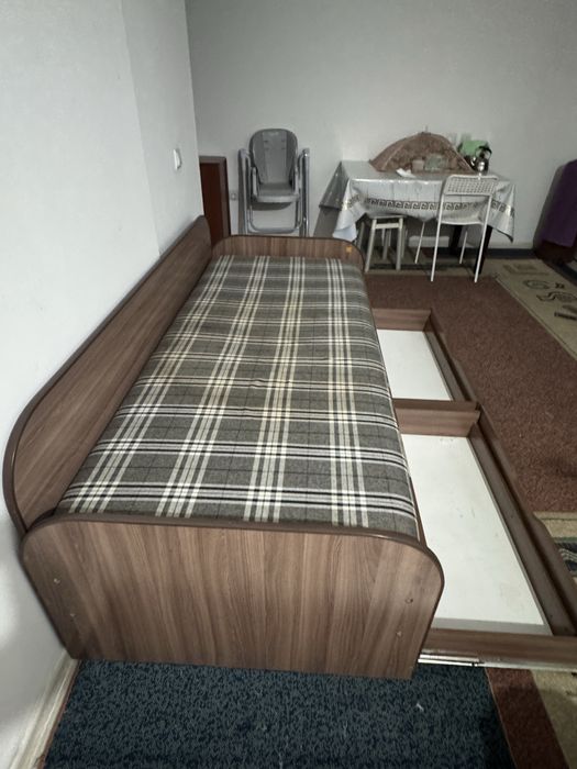 Кровать не большой