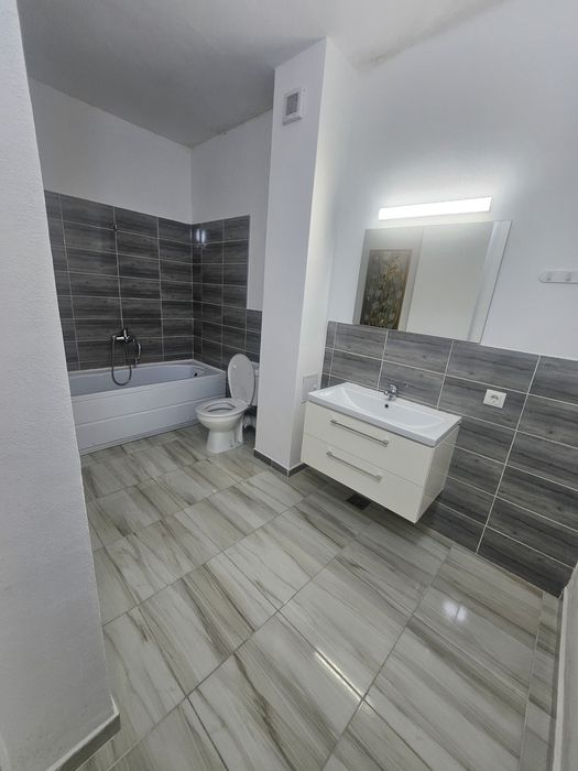 Apartament frumos cu 3 camere în Green Residence