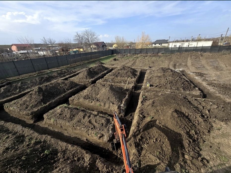 De inchiriat Miniexcavator 24/7  , buldoexcavator ,bobcat ,inchirieri