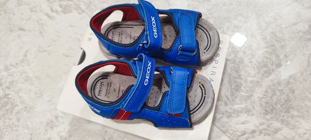 Сандалки    Geox