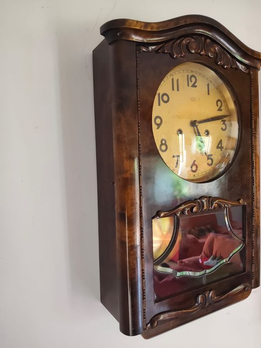 Ceas  de perete cu pendul