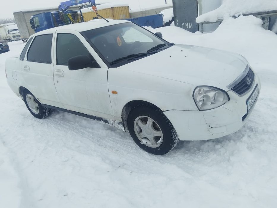 Продам приору 2012г