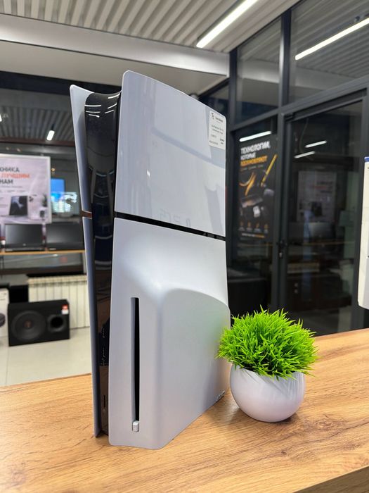 PlayStation 5 Slim 1TB 97537