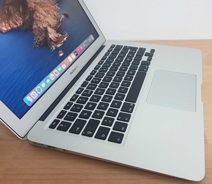 Macbook Air 13,2014, i5, 4gb,256 SSD, perfect functional poze reale