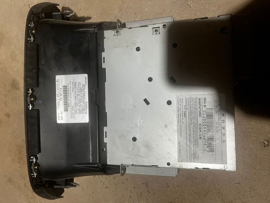 Манитор Honda odesey