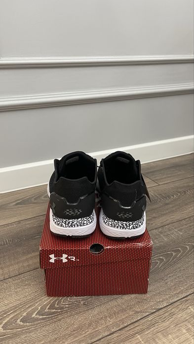 Кроссовки under armour андер армоур