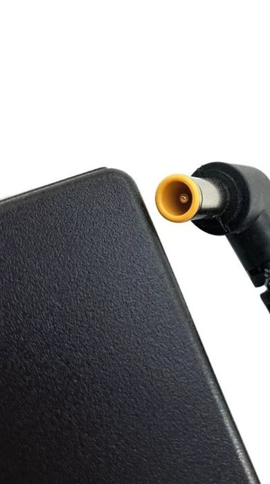 Продам блок питания 19v. 2,1А