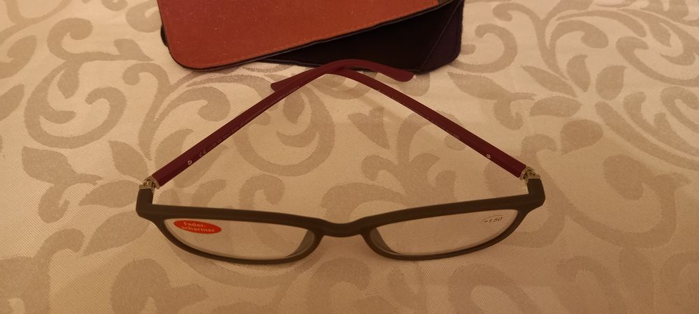 Нови немски очила за четене +1,5, +2,0 +3,0 диоптъра, шарнир, калъф