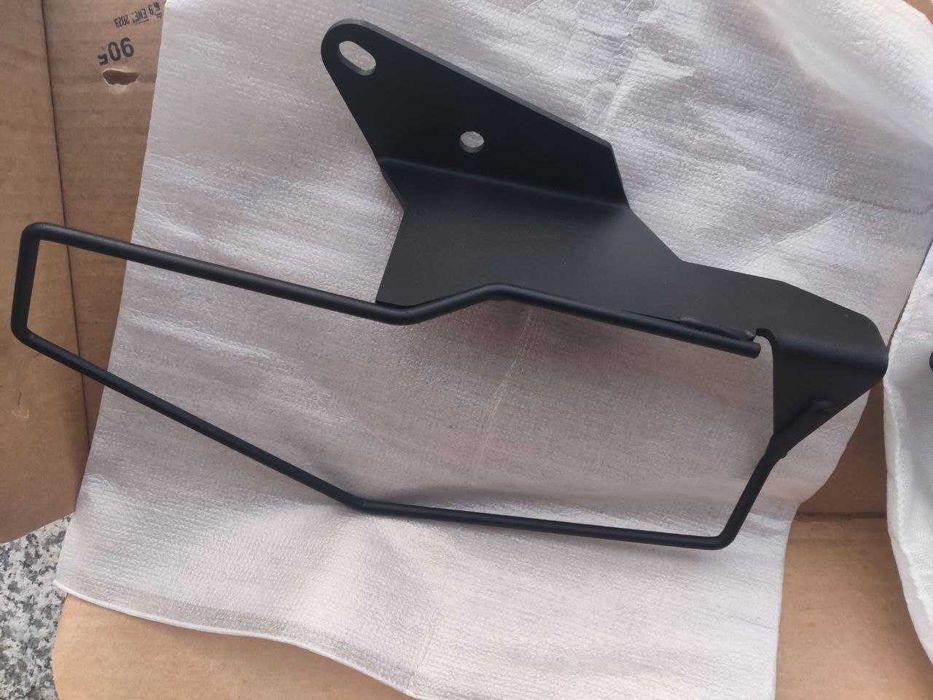 Suport x2 lateral SHAD genti voiaj pentru SUZUKI GSX-S 750