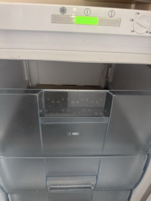 Фризер Beko перфектен