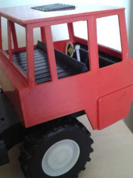 Jucarie- Camion model Tatra perioada comunista