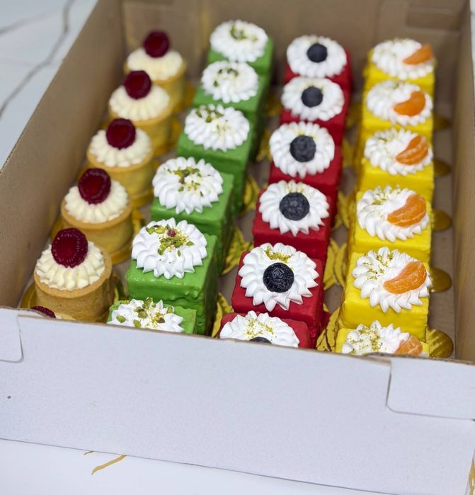 Mazali shirinliklar buyurtma qabul qilinadi