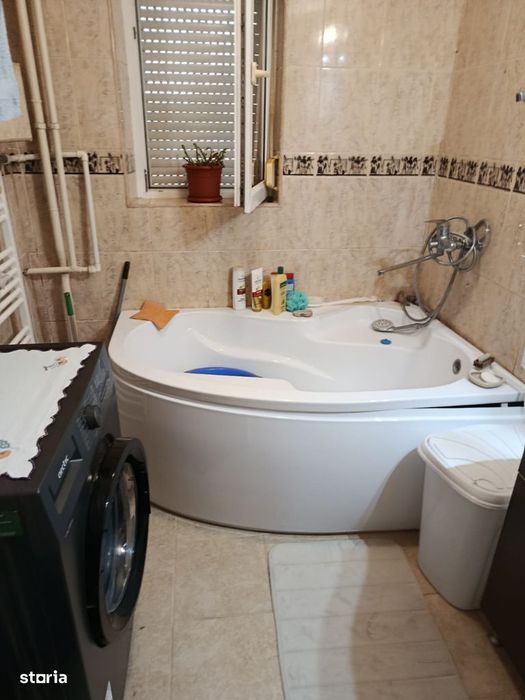 Valea Roșie Et: p/4 preț 81.000 euro NEGOCIABIL