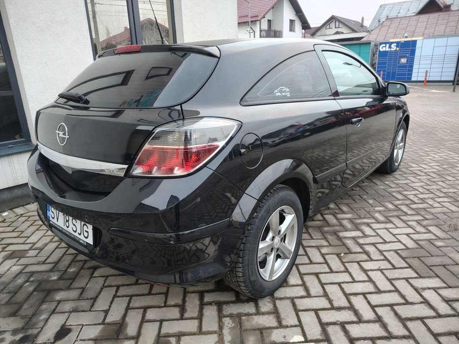 Opel Astra H GTC