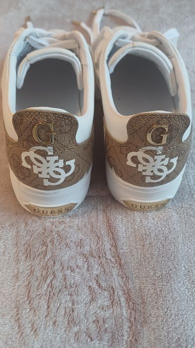 Дамски обувки GUESS 39 номер