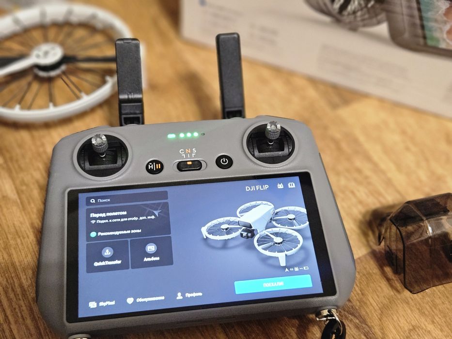 DJi Flip combo  дрон  (батарейки 3 штук)