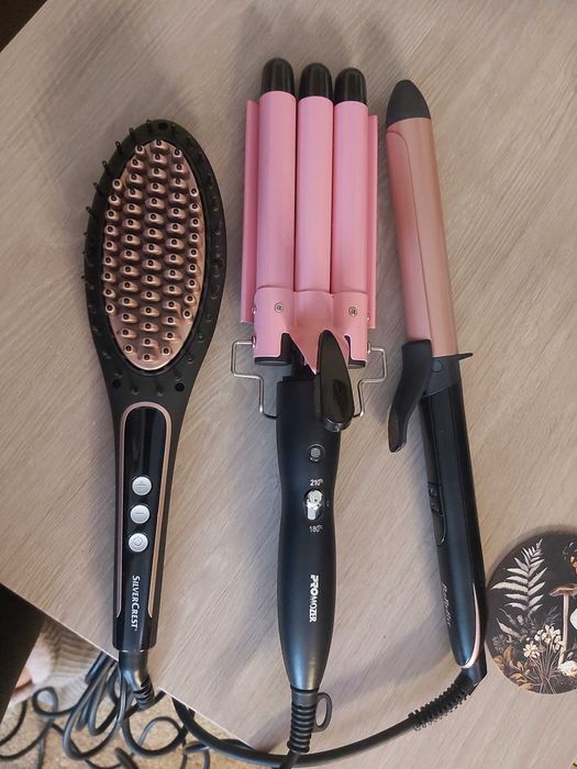 Ondulator, placă ondulatoare și perie termică pentru păr
