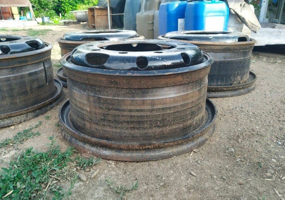 Продам диски на камаз