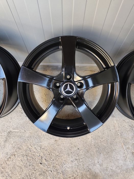 17/5/112-МЕРЦЕДЕС Ц и Е класа-нов внос,перфектни