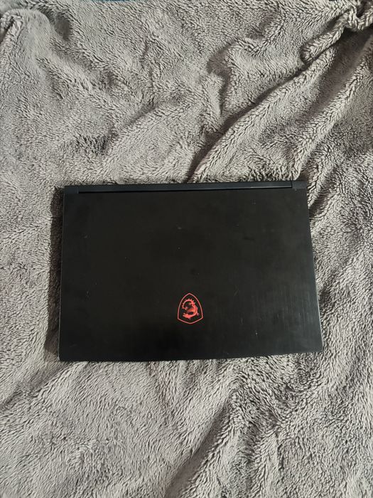 Msi Gaming• i5-9300H• Rtx 2060• 15,6” -120Hz• 16gb ram• SSD 512