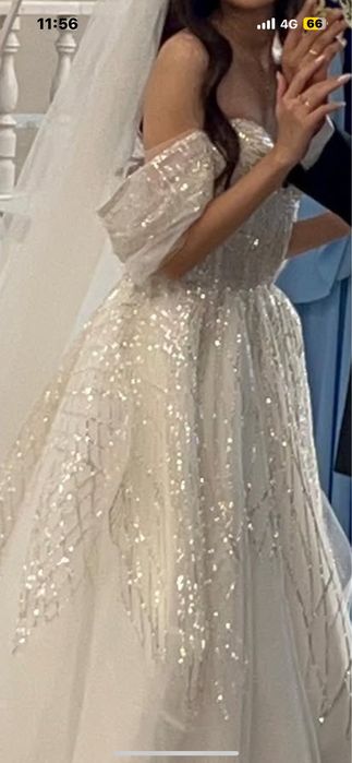 Свадебное платье