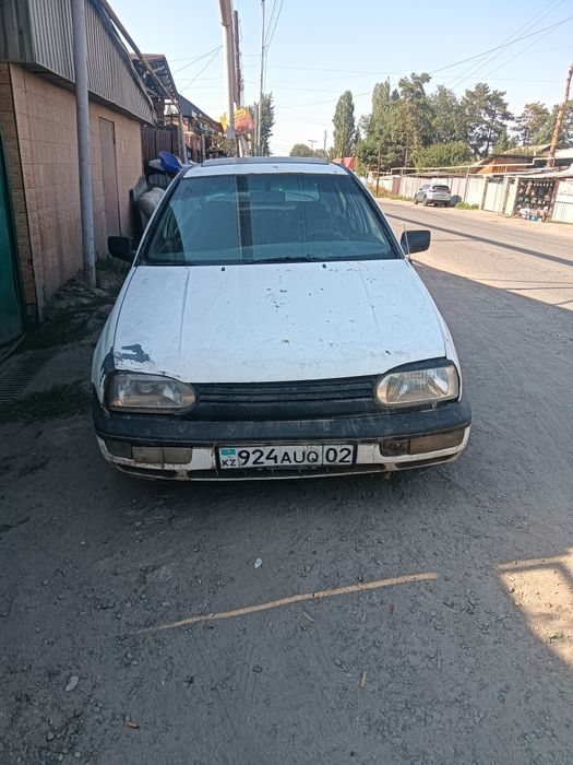 Авто на разбор Фольцваген Гольф 3 1.6 л