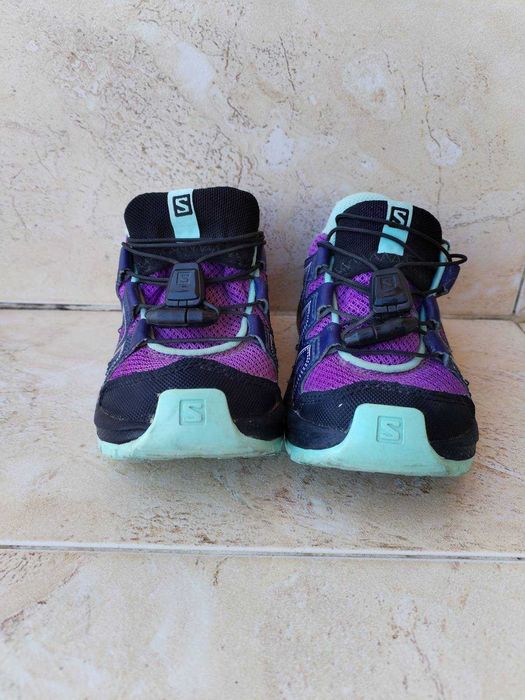 Salomon KICKA J - детски маратонки