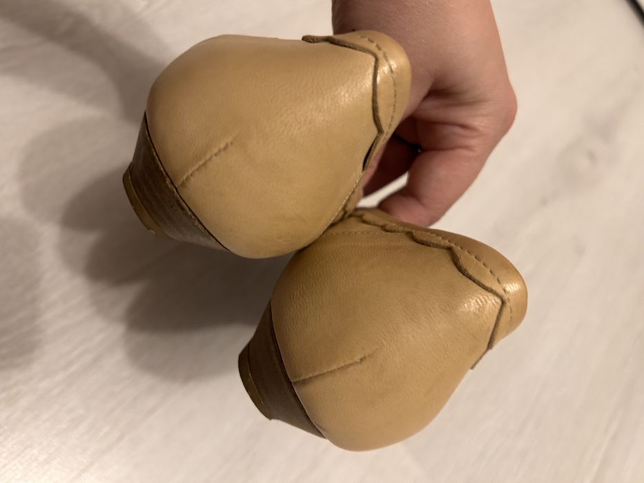 Pantofi din piele naturală Julie Dee 38