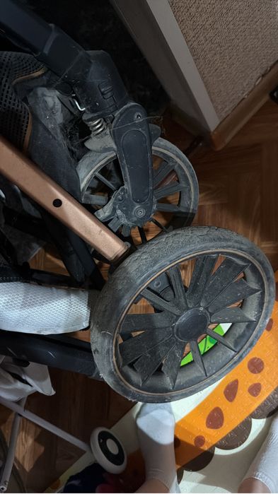 Коляска все сезонная