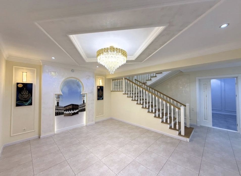 Ohunboboyev mahalla 2.6 sotix Uglavoy 6 xona 310 kv Yangi uy