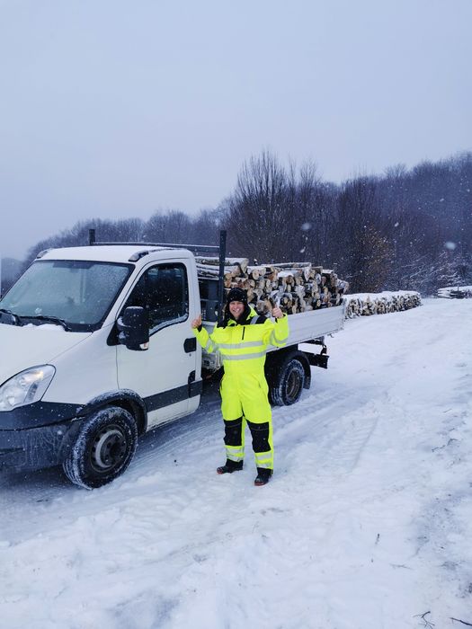 Vând lemne pentru foc