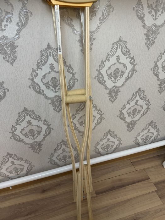 Продается Костыли