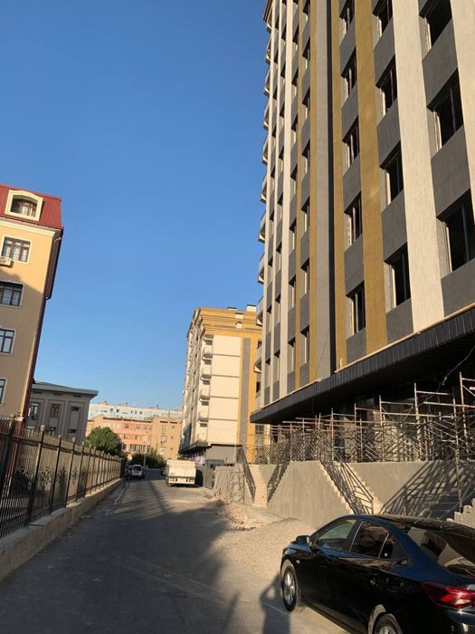 Прадаётся Новостройка Кушон район уч-тепа Алгаритим обп62м2