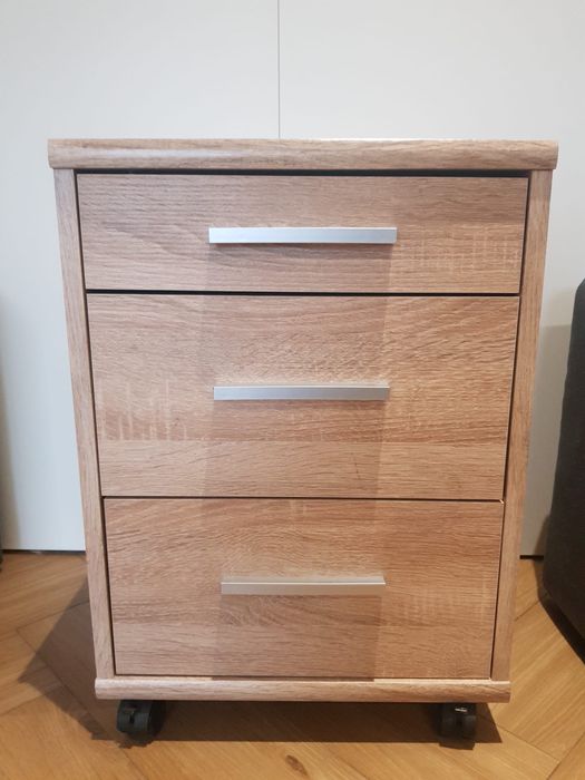 Birou + comodă cu sertare, picioare metalice, stare foarte bună