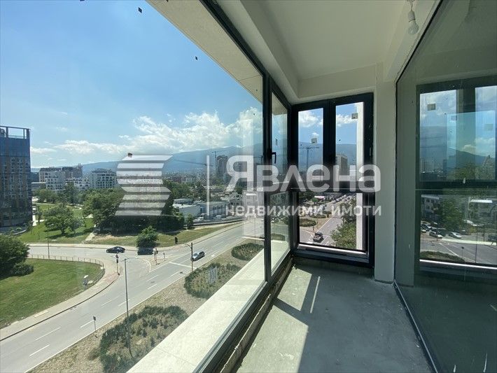 Продава се Четиристаен апартамент в София, Хладилника - 156 кв.м за 2513 €/кв.м - Снимка #2