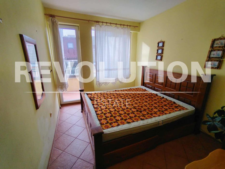 Дава се под наем Двустаен апартамент в Варна, Колхозен пазар - 60 кв.м за 325 € - Снимка #1