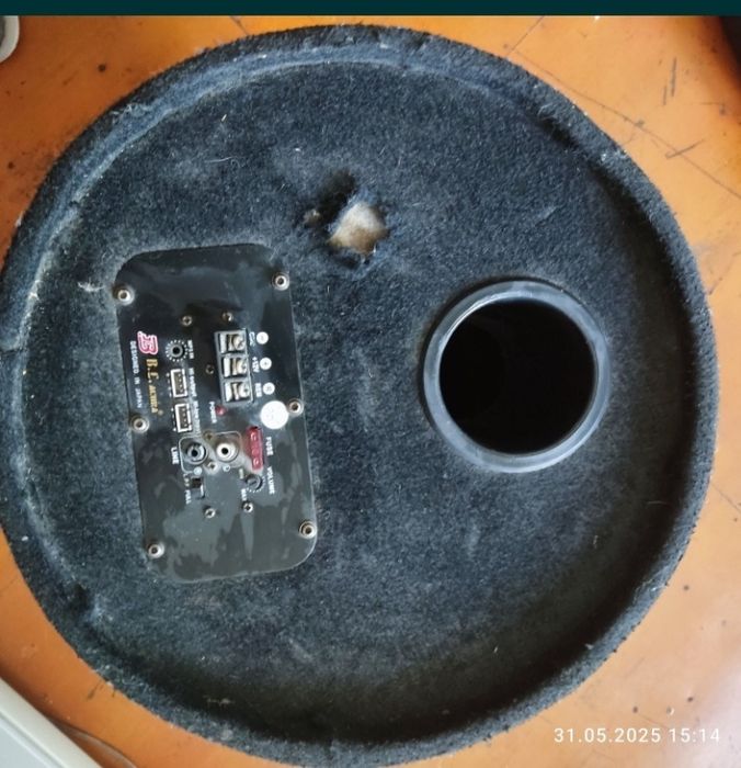 Сабуфер  продам.